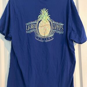 Lauren James EUC tshirt womens size large. Will bundle for a discount!